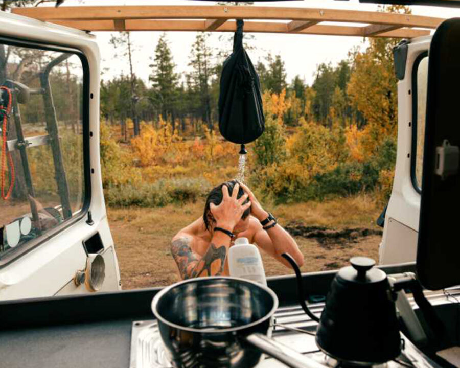 uso sostenible del agua en una campervan